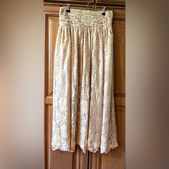 Lorrie Kabala Dresses & Skirts - Lorrie Kabala Vintage Lace Maxi Skirt